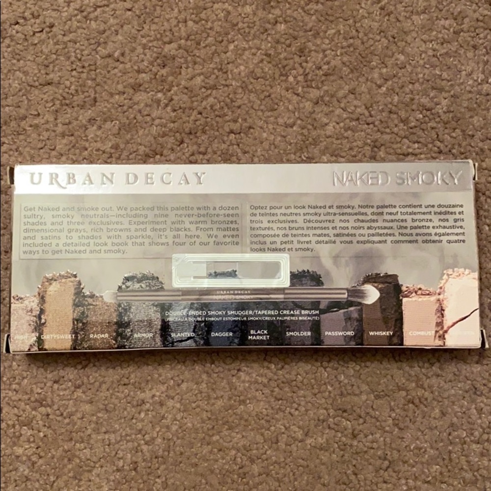 Urban Decay Naked Smoky eyeshadow palette - Picture 4 of 4
